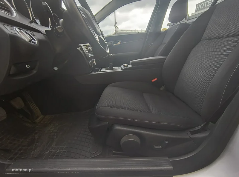 Mercedes-Benz Klasa C W204 C 220 11