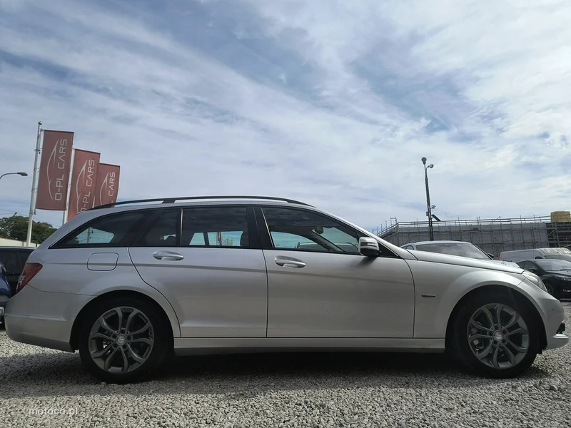Mercedes-Benz Klasa C W204 C 220 42