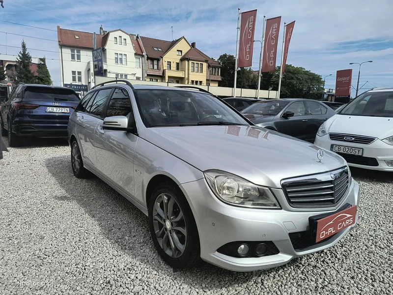 Mercedes-Benz Klasa C W204 C 220 53