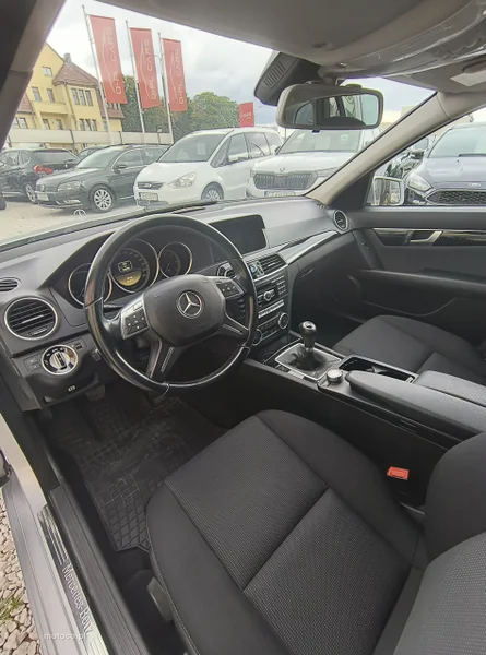 Mercedes-Benz Klasa C W204 C 220 9