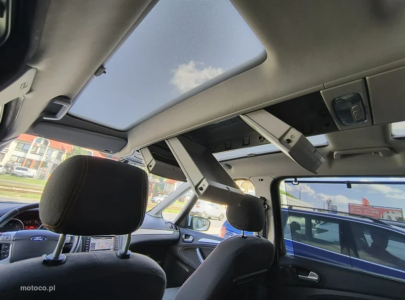 Ford Galaxy II 32