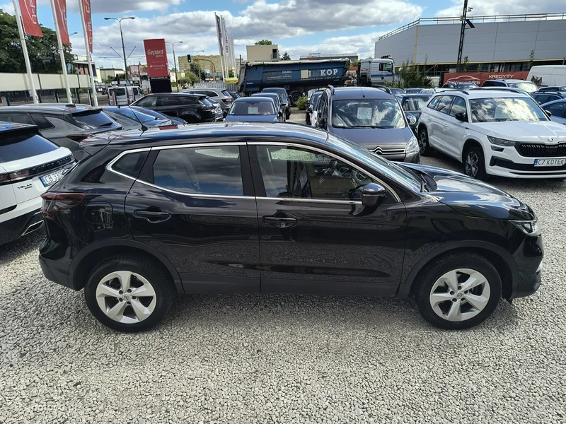 Nissan Qashqai 4