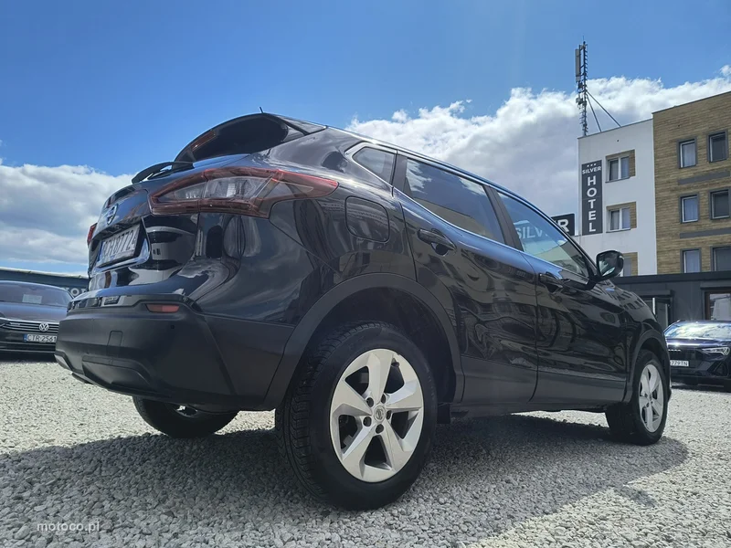 Nissan Qashqai 35