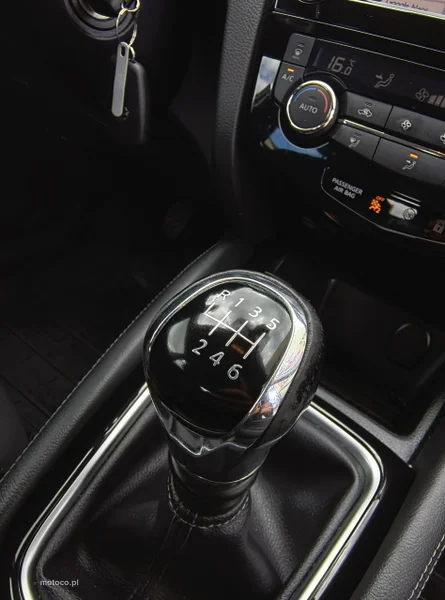 Nissan Qashqai 40