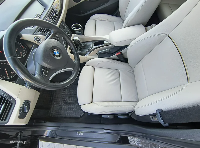 BMW X1 E84 11