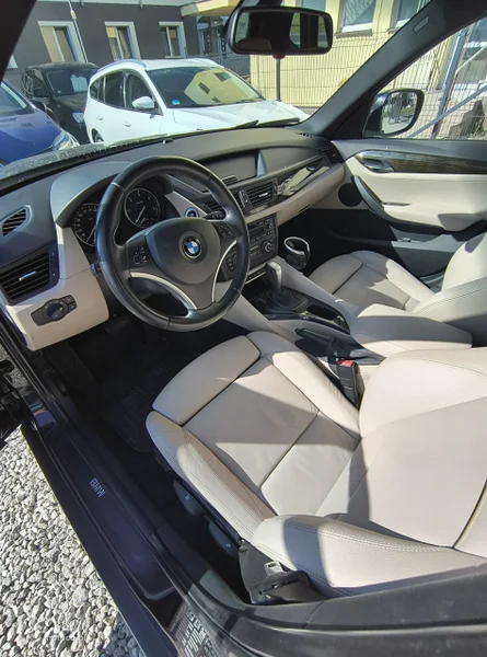 BMW X1 E84 12