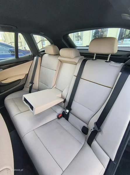 BMW X1 E84 14