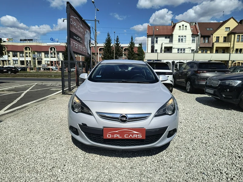 Opel Astra GTC 2
