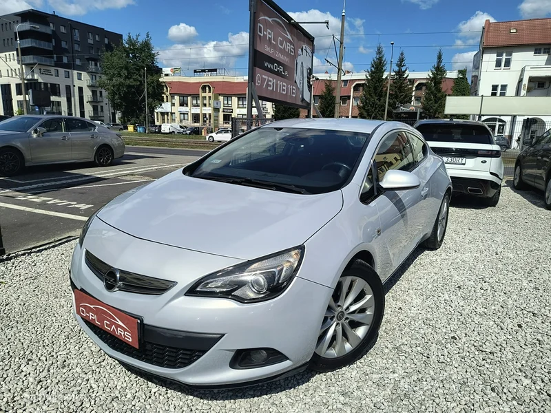 Opel Astra GTC 27