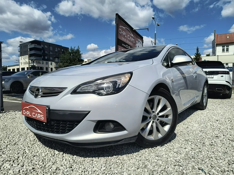 Opel Astra GTC 28