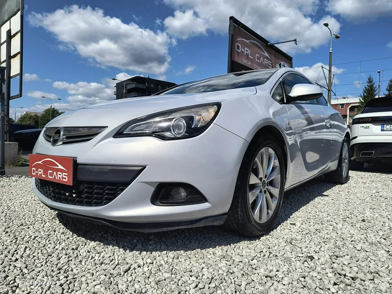 Opel Astra GTC 33