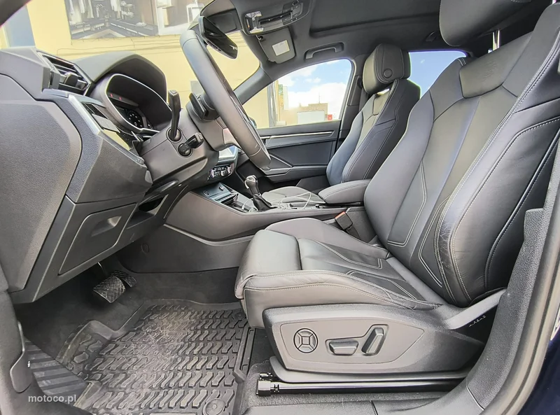 Audi Q3 F3 11