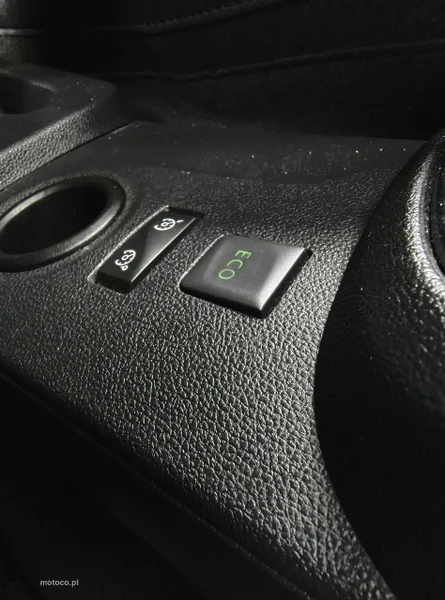 Renault Captur I 16