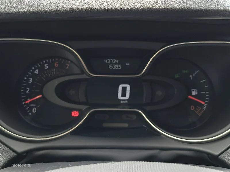 Renault Captur I 23