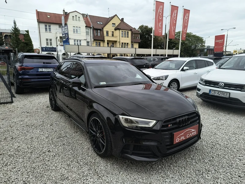 Audi S3 8V 3