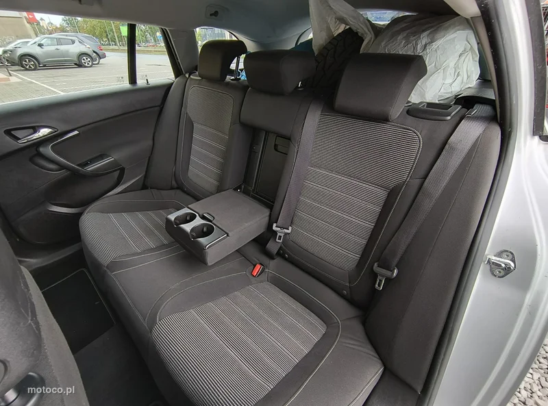 Opel Insignia A 13