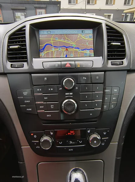 Opel Insignia A 24