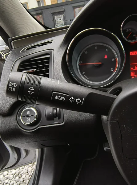 Opel Insignia A 32