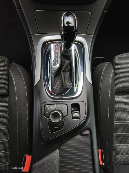 Opel Insignia A 33