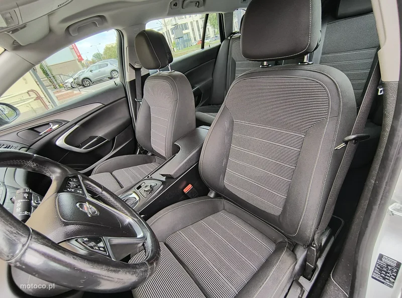 Opel Insignia A 9
