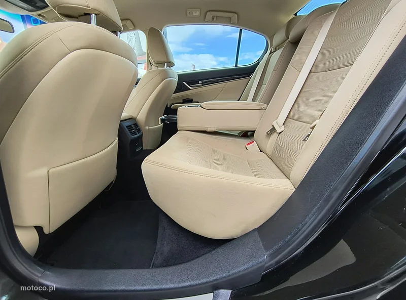Lexus GS 14