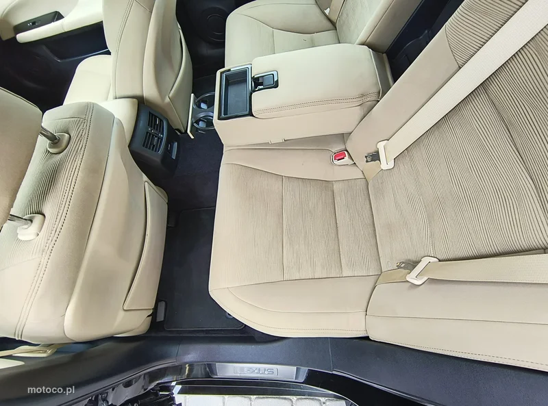 Lexus GS 15