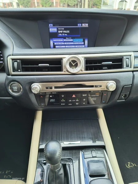 Lexus GS 30