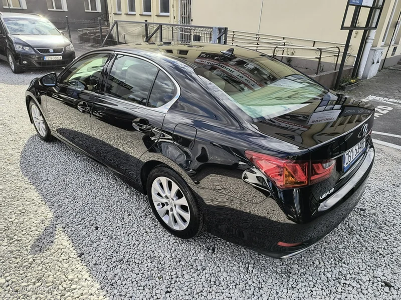 Lexus GS 6