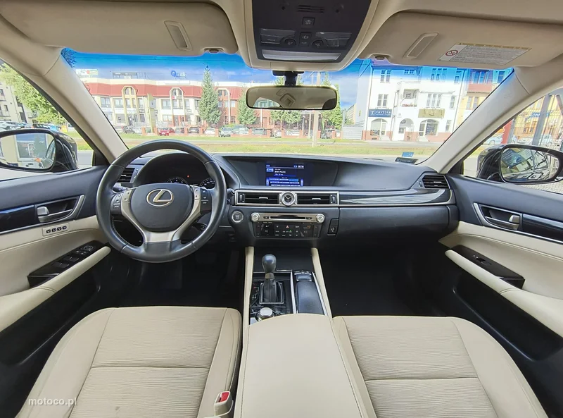 Lexus GS 7