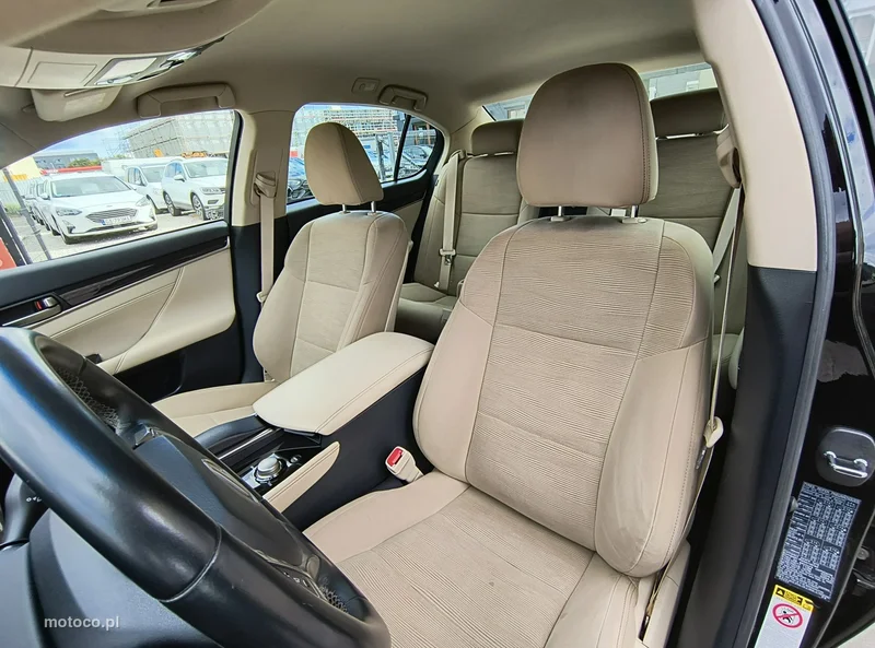 Lexus GS 9