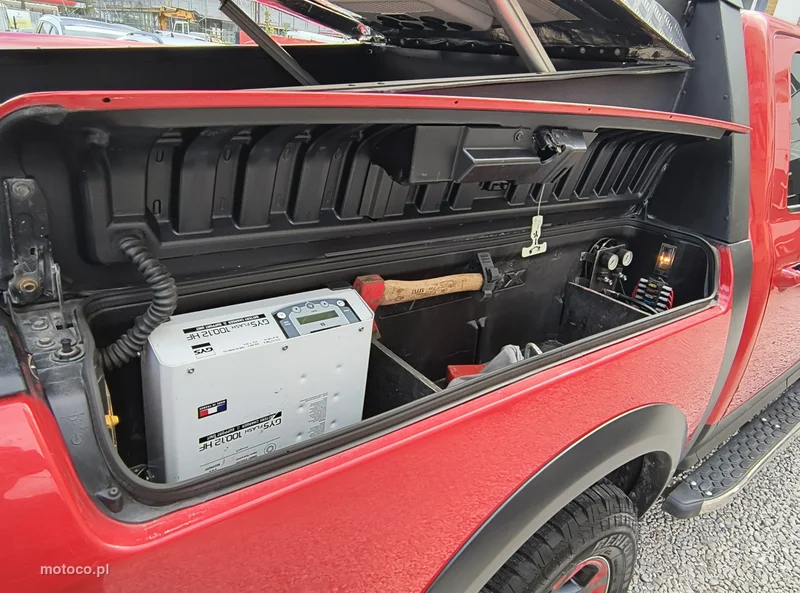 Dodge RAM 23