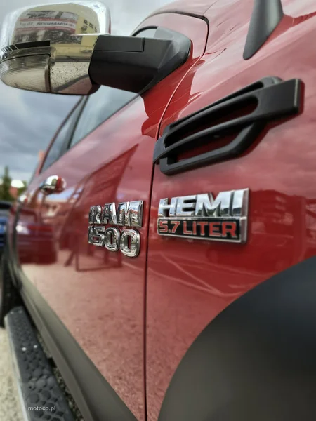 Dodge RAM 32