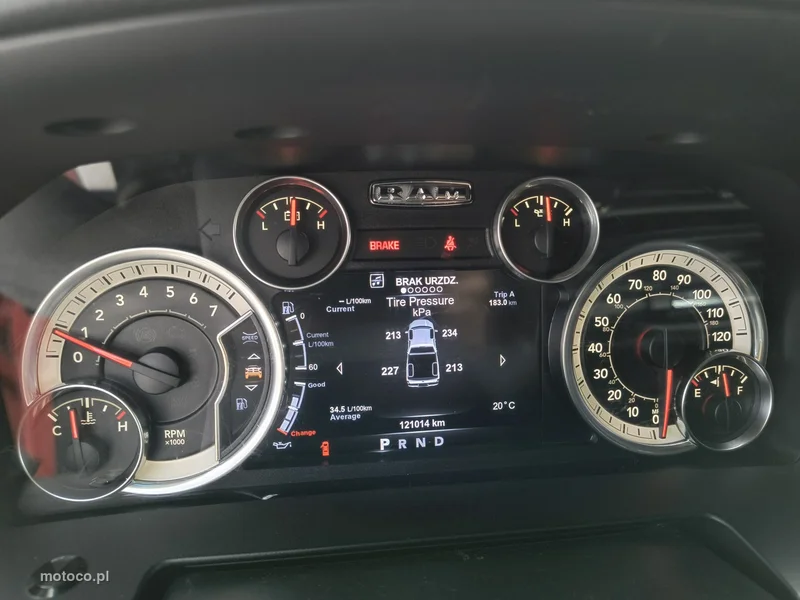 Dodge RAM 33