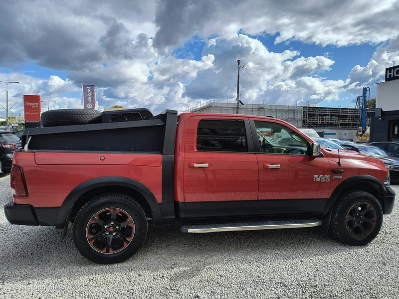 Dodge RAM 44