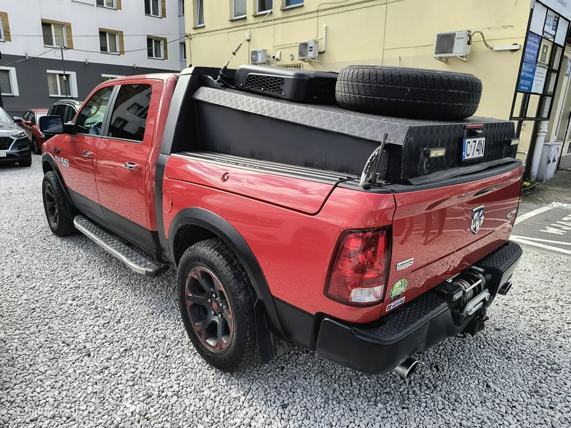 Dodge RAM 6
