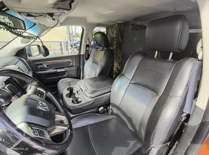 Dodge RAM 9