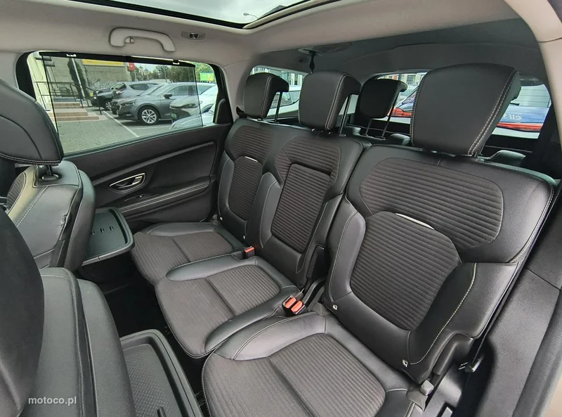 Renault Grand Scenic III 14