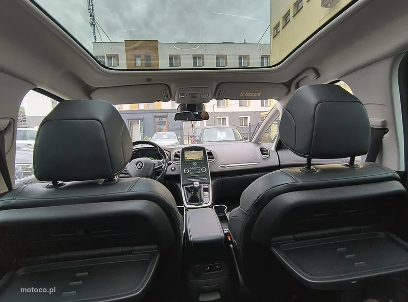 Renault Grand Scenic III 34