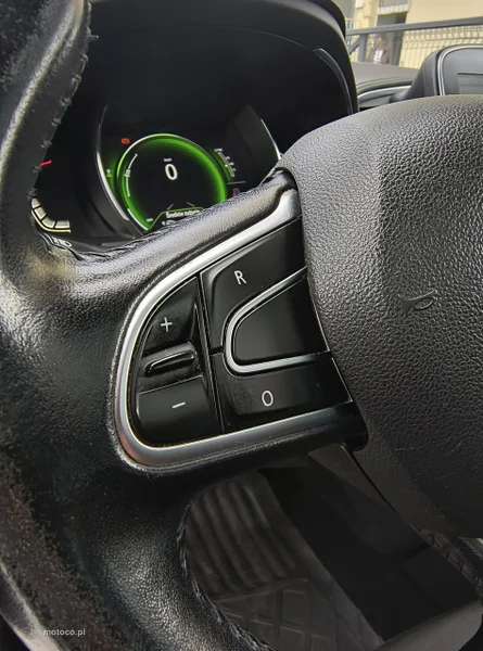 Renault Grand Scenic III 40