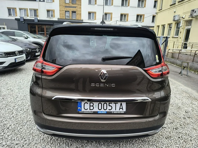 Renault Grand Scenic III 5