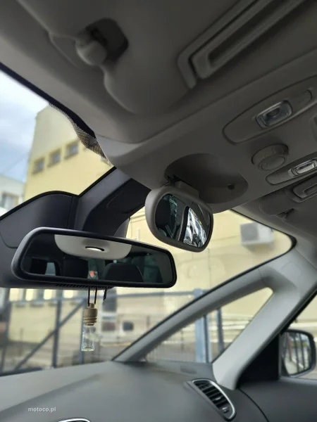 Renault Grand Scenic III 46