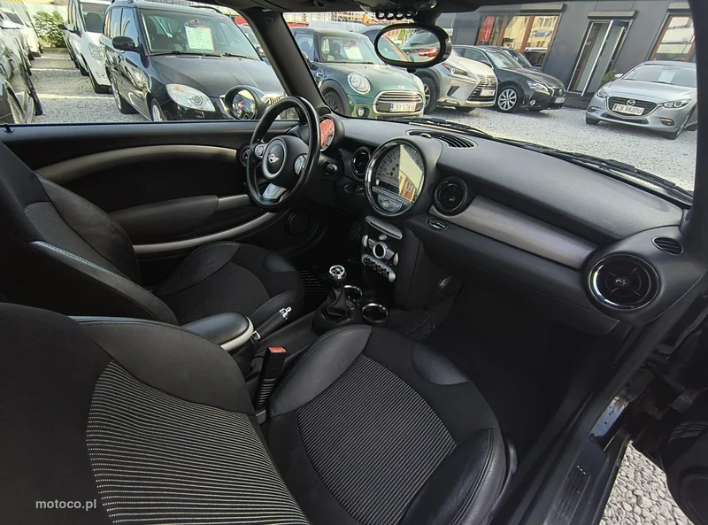 MINI Cooper D 15