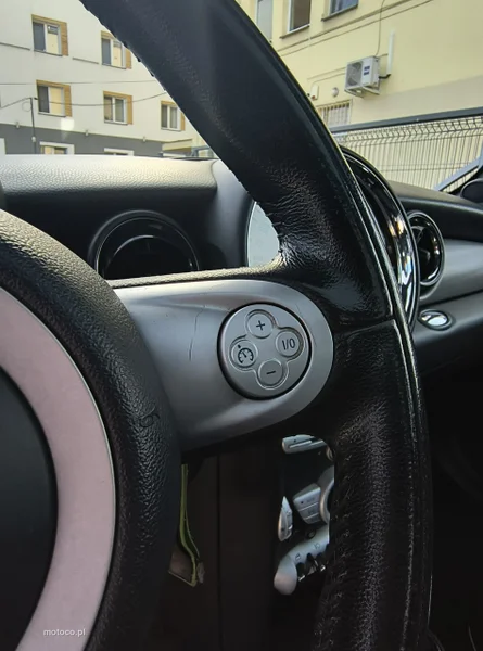 MINI Cooper D 25
