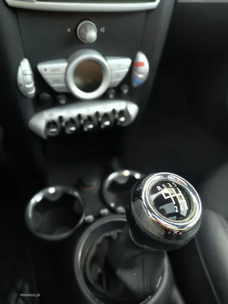 MINI Cooper D 28