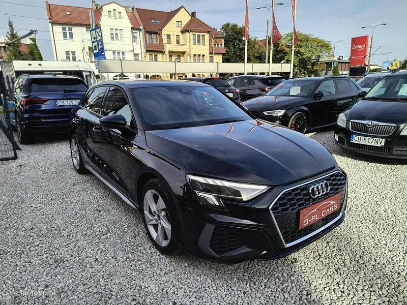 Audi A3 8Y 3