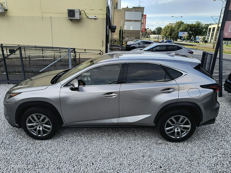 Lexus NX 43