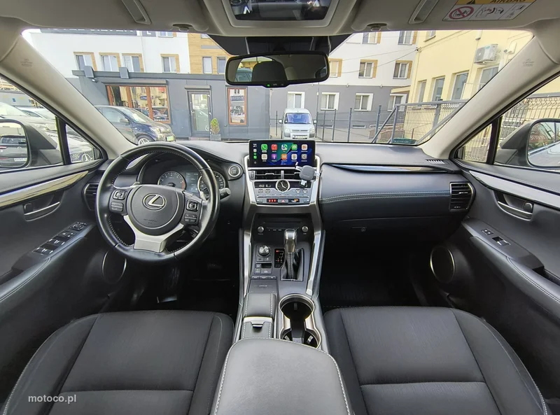 Lexus NX 7