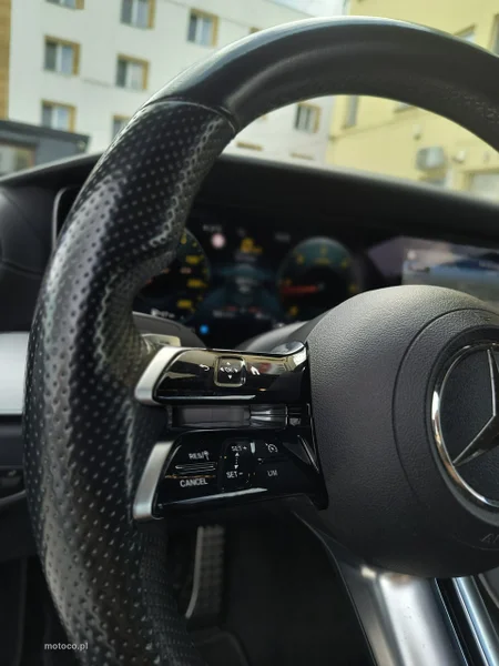 Mercedes-Benz Klasa E W213 E 220 26