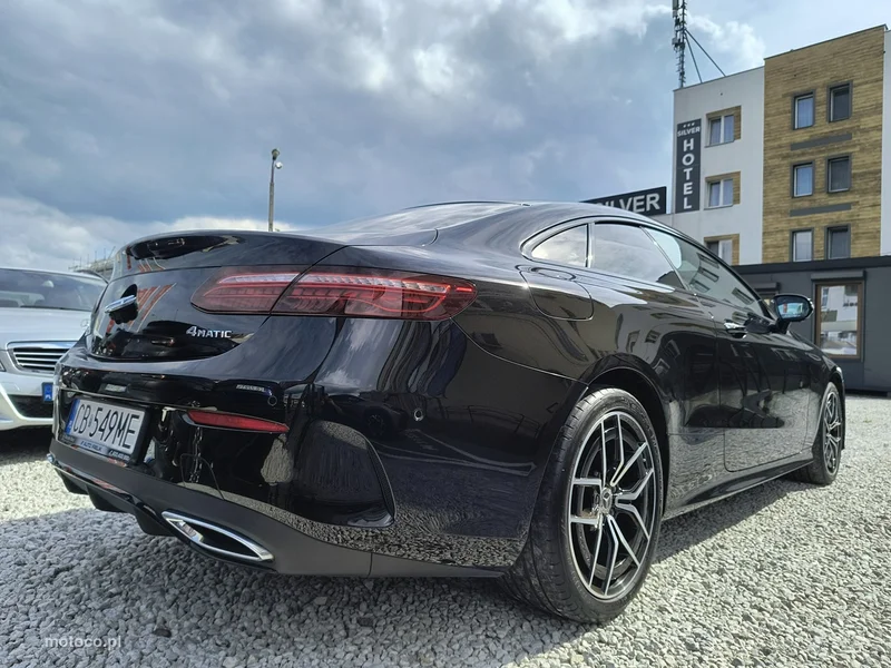 Mercedes-Benz Klasa E W213 E 220 33