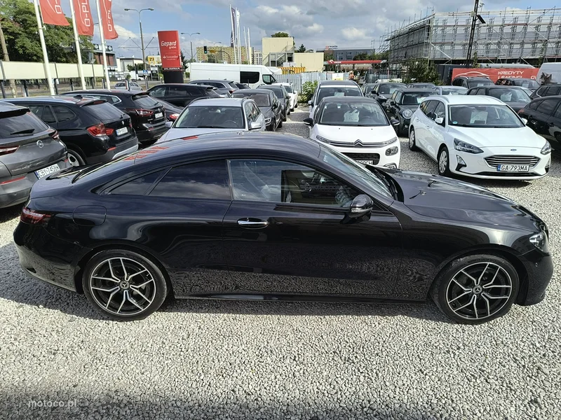 Mercedes-Benz Klasa E W213 E 220 36